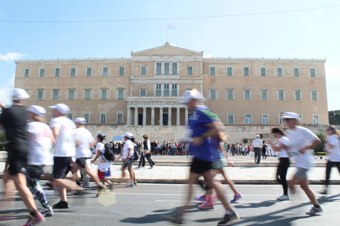 Oι Αθηναίοι έτρεξαν για τον καρκίνο του μαστού [Εικόνες] - εικόνα 3