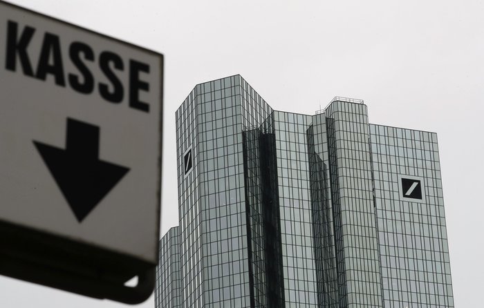Η Deutsche Bank βρίσκεται τους τελευταίους μήνες αντιμέτωπη με μία σειρά προβλημάτων που εγείρουν ερωτήματα αναφορικά με την κεφαλαιακή της επάρκεια