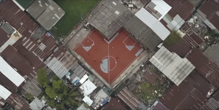 Αυτό είναι το πρώτο μη ορθογώνιο γήπεδο ποδοσφαίρου