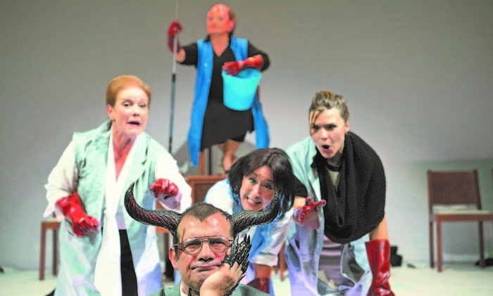 Ο «μινώταυρος» Σόιμπλε, ο Βαρουφάκης & οι καθαρίστριες στη γερμανική σκηνή - εικόνα 4