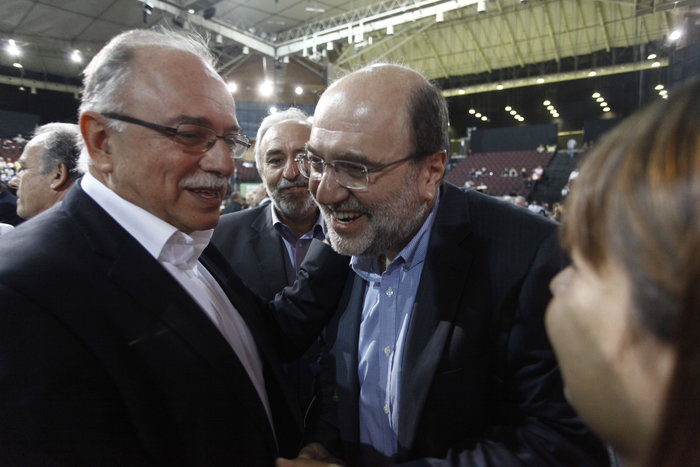 Τo....μπατσάκι Τσίπρα στον Καμμένο - εικόνα 13