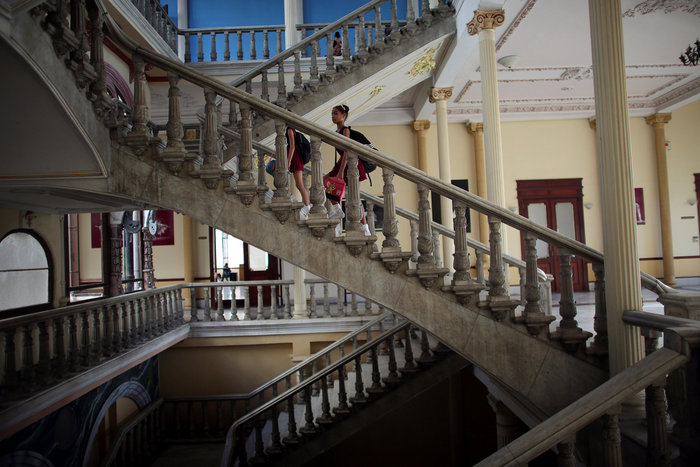 Στην Κούβα οι χορευτές μαθαίνουν μπαλέτο μέσα σε ένα εκπληκτικό παλάτι - εικόνα 5