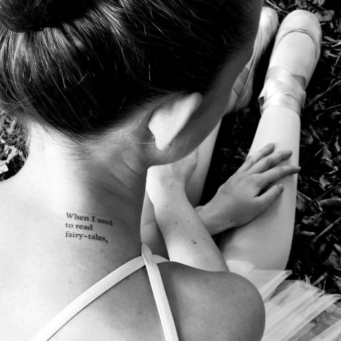 Ολόκληρη η  Αλίκη στη Χώρα των Θαυμάτων σε τατουάζ - εικόνα 7
