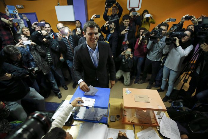 Ρυθμιστές οι αναποφάσιστοι και η χαμηλή συμμετοχή - εικόνα 9