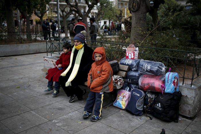 Στο έλεος του ψύχους χιλιάδες πρόσφυγες και μετανάστες