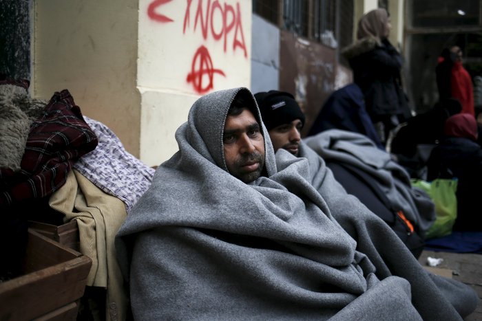 Στο έλεος του ψύχους χιλιάδες πρόσφυγες και μετανάστες - εικόνα 2