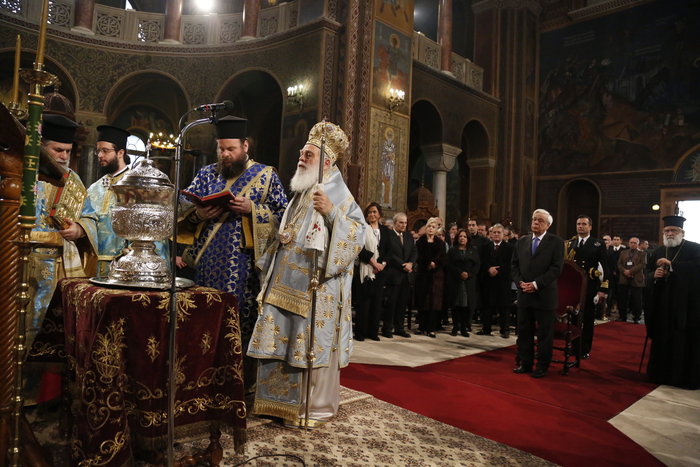 Στη Δεξαμενή και όχι στον Πειραιά η πολιτική ηγεσία για τα Θεοφάνια