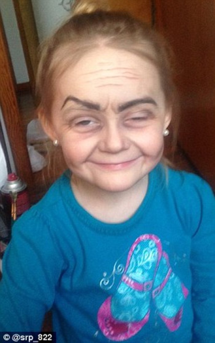 Πόσο χρονών είναι αυτή η γιαγιά; - εικόνα 2