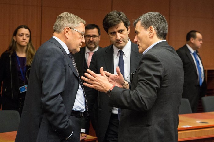 Βολές για κομματοκρατία και «καμπανάκι» για ρευστότητα στο Eurogroup - εικόνα 3