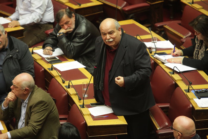Εξαλλη η αντιπολίτευση με την τροπολογία Παππά για το ΕΣΡ