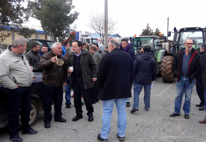Στο δρόμο με τους αγρότες ξαναβγήκε ο Λαφαζάνης