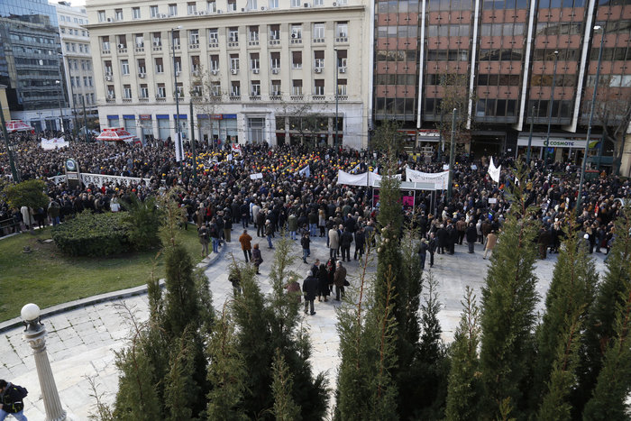 Χιλιάδες ελεύθεροι επαγγελματίες στα Προπύλαια - εικόνα 16