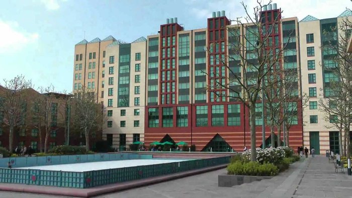 Τρόμος στη Eurodisney: Συνελήφθη άνδρας με 2 όπλα