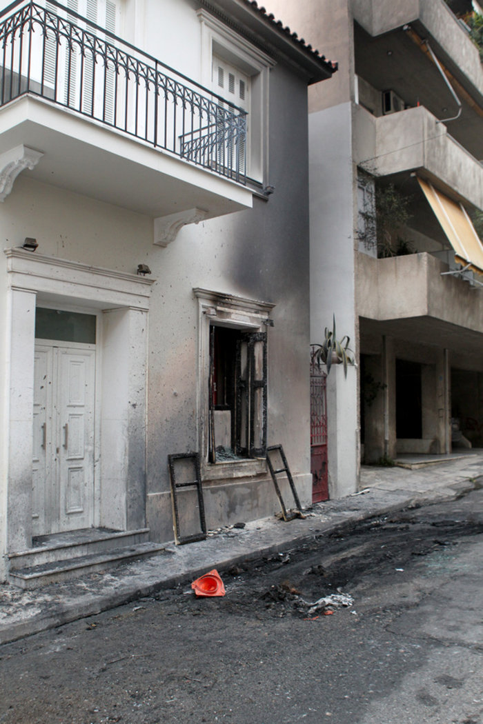 Επίθεση με μολότοφ στο σπίτι του Φλαμπουράρη