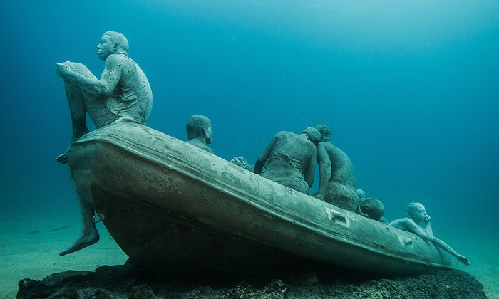 Πρόσφυγες στο βυθό στο πρώτο υποβρύχιο μουσείο γλυπτικής - εικόνα 2