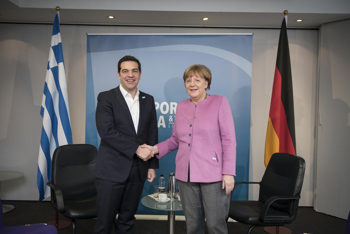 Σκληρά μηνύματα από παντού την ώρα της μεγάλης απεργίας - εικόνα 4