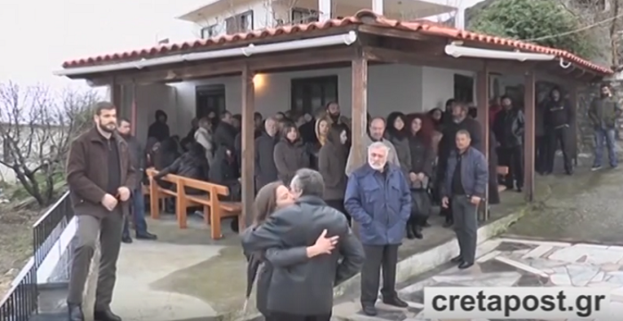Ράγισαν και οι πέτρες στο ετήσιο μνημόσυνο του Βαγγέλη Γιακουμάκη - εικόνα 2