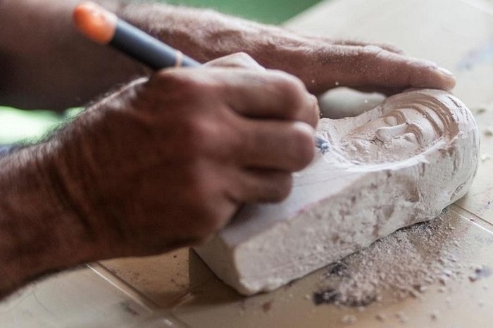 Σύροι πρόσφυγες ανασυνθέτουν κατεστραμένα αριστουργήματα - εικόνα 8