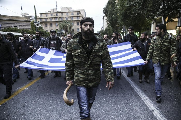 Μπλόκο στο Σύνταγμα, διέξοδο αναζητά τώρα το Μαξίμου - εικόνα 2
