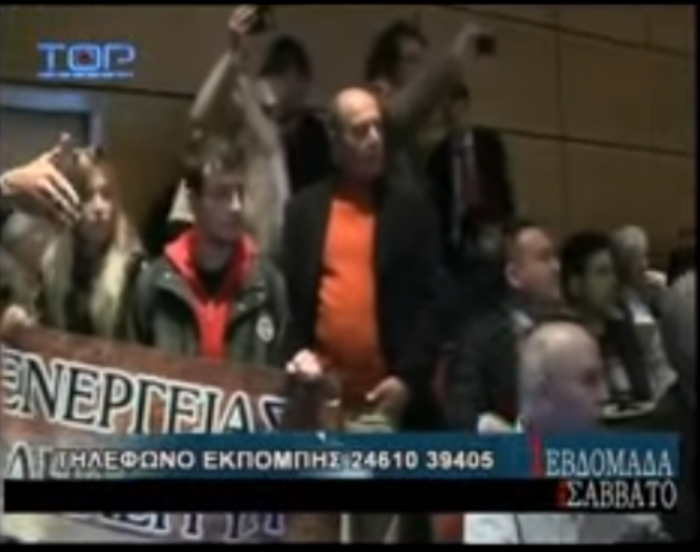 Προπηλάκισαν τον Πάσχο Μανδραβέλη στην Κοζάνη - εικόνα 3