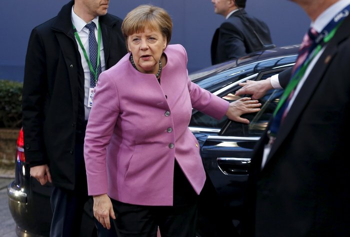 Ολοκληρώθηκε η συνάντηση Τσίπρα με Μέρκελ και Ολάντ