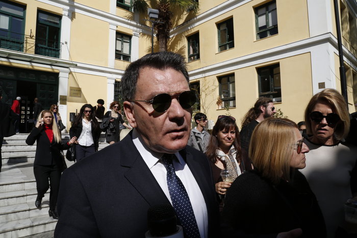 Στον εισαγγελέα οι 3 δημοσιογράφοι με συνήγορο τον Κούγια