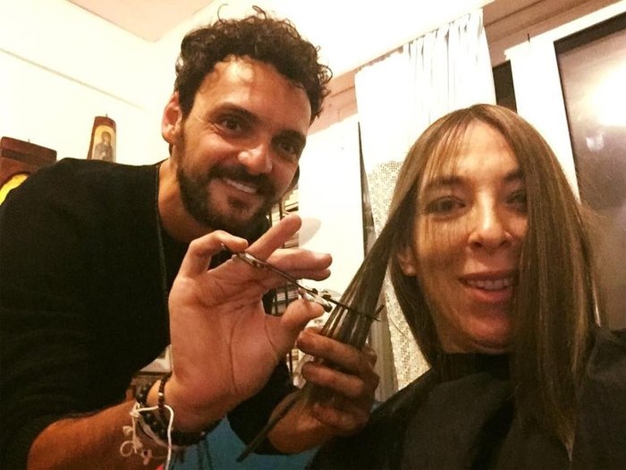 Προετοιμασίες πριν το γάμο: Ο Βουτσάς ξυρίζεται και η Κατσαβού στολίζεται! - εικόνα 2