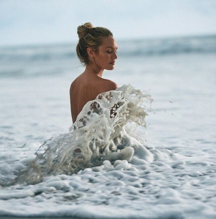 Ο τόπλες «άγγελος» της Victoria's Secret έβαλε φωτιά στο instagram - εικόνα 3
