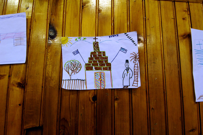 Oι ζωγραφιές που άφησαν πίσω τους τα προσφυγόπουλα