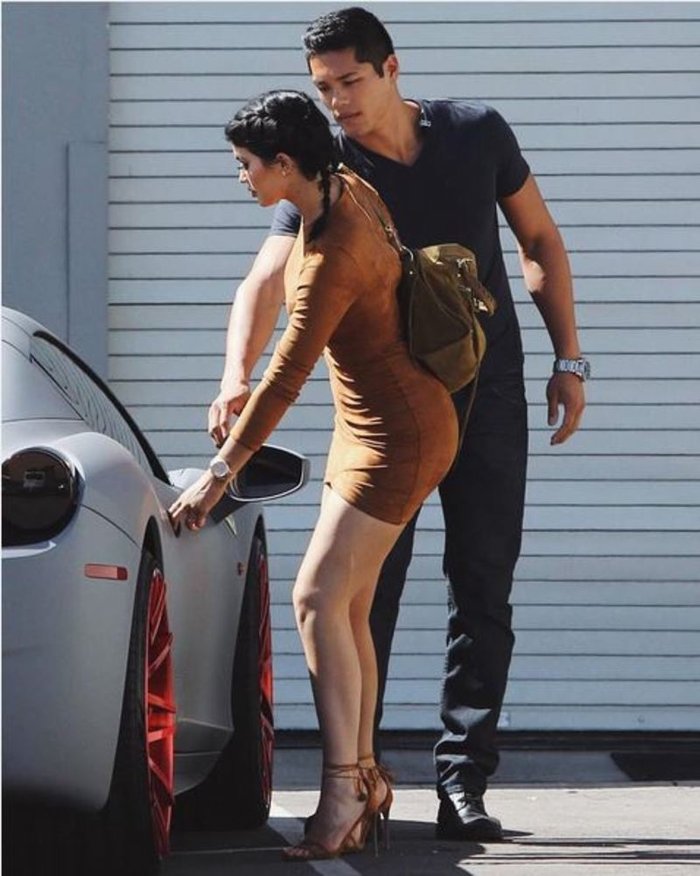 Η Kylie Jenner έχει τον πιο sexy bodyguard που έχεις δει