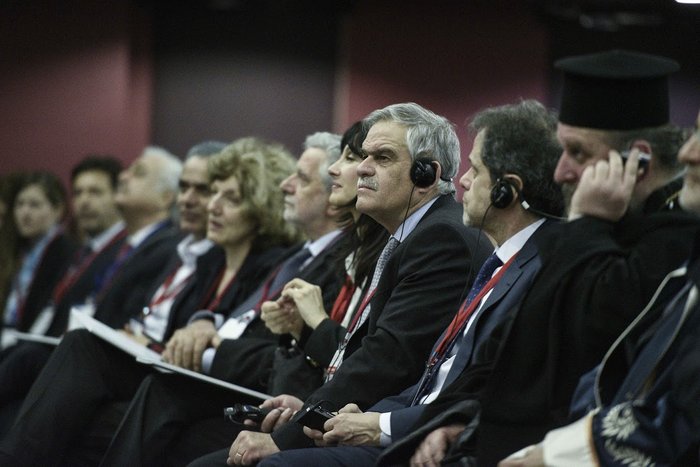 Η τελετή αναγόρευσης του Τσίπρα σε επίτιμου διδάκτορα στη Σμύρνη - εικόνα 4