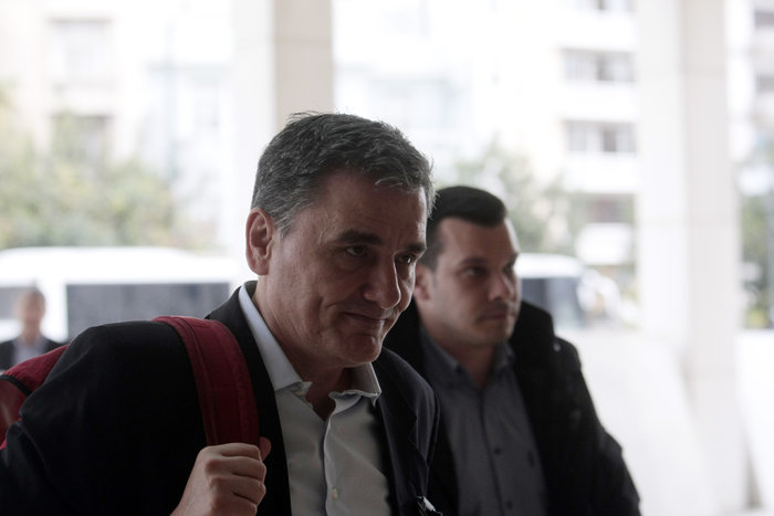 Ξανά ενστάσεις από τους δανειστές για το ασφαλιστικό - εικόνα 3