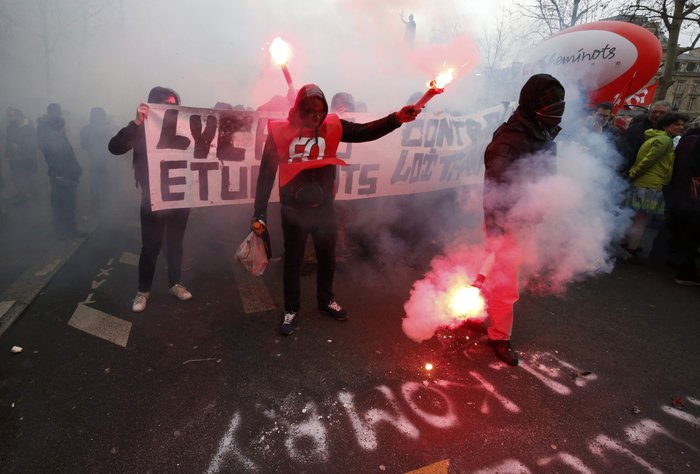 Αγριο ξύλο στις διαδηλώσεις στη Γαλλία για τα εργασιακά - εικόνα 5