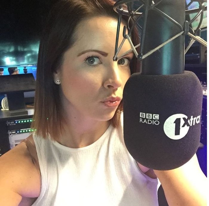 28χρονη παρουσιάστρια του BBC, τα παράτησε όλα και γυρίζει τον κόσμο! - εικόνα 2