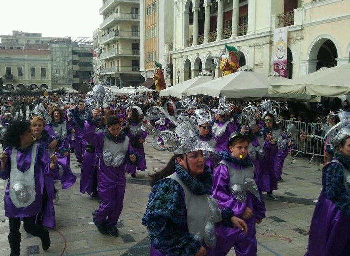 Πατρινό Καρναβάλι με 30.000 καρναβαλιστές - εικόνα 9