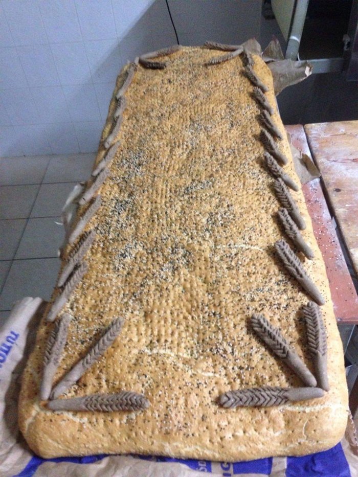 Λαγάνα-γίγαντας με... σύνθημα στην Ιεράπετρα Λασιθίου