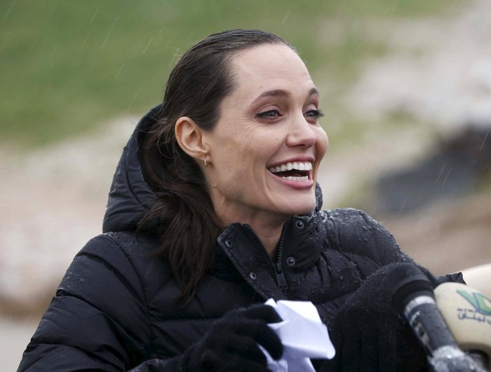 Στους Σύρους πρόσφυγες του Λιβάνου η Τζολί, λίγο πριν φτάσει στη Λέσβο - εικόνα 3