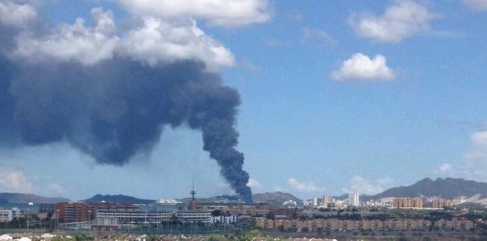 Τεράστια πυρκαγιά μαίνεται σε διυλιστήριο της Βενεζουέλας