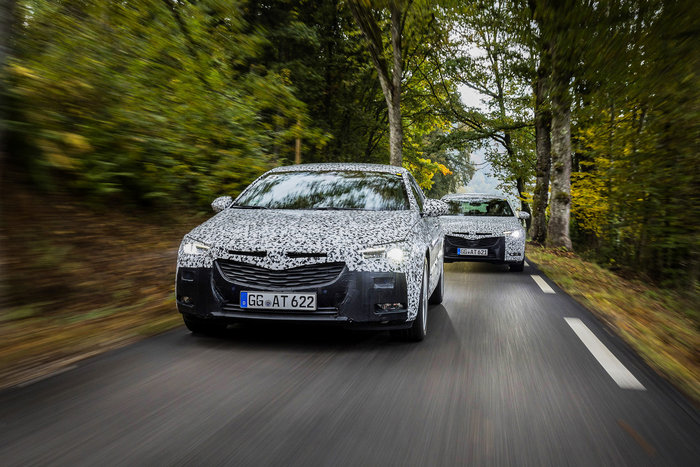 To νέο Opel Insignia ετοιμάζεται να πετάξει το καμουφλάζ του - εικόνα 2