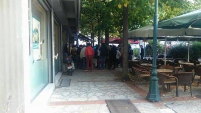 Αγρίνιο: Πέθανε ο συνταξιούχος που έπαθε ανακοπή στην ουρά για τη σύνταξη - εικόνα 3