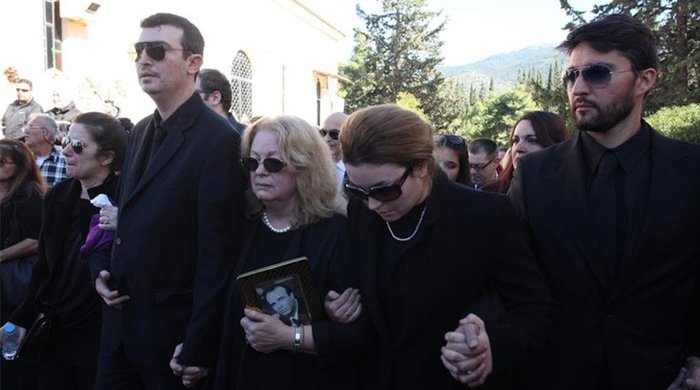 Συγγενείς & φίλοι είπαν το "τελευταίο αντίο" στον Γ.Βασιλείου