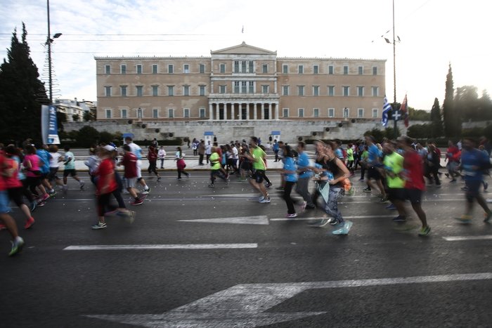50.000 στους δρόμους της Αθήνας για τον Αυθεντικό Μαραθώνιο - εικόνα 39