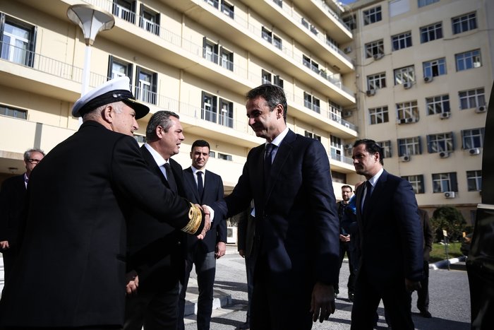 Μητσοτάκης και Άδωνις επισκέφθηκαν τον Καμμένο στο Πεντάγωνο - εικόνα 2