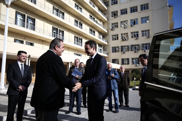 Μητσοτάκης και Άδωνις επισκέφθηκαν τον Καμμένο στο Πεντάγωνο - εικόνα 3