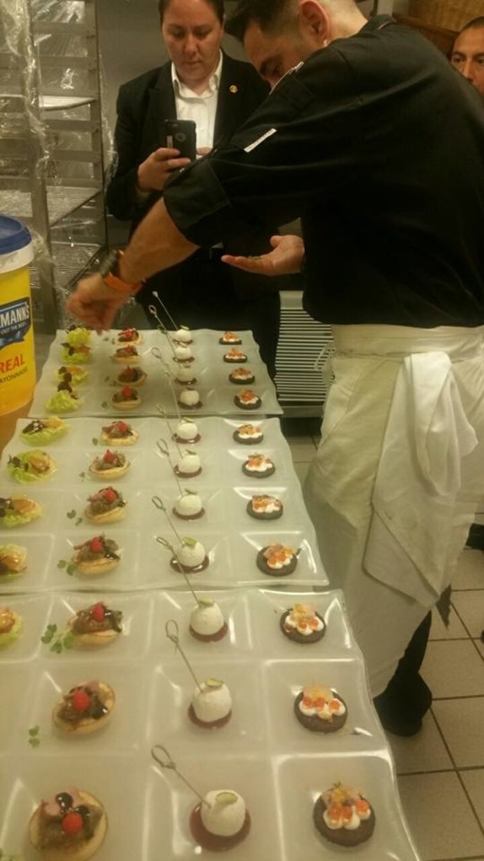 Αυτός είναι ο Κρητικός σεφ που ξετρέλανε τον Ομπάμα με τα κεφτεδάκια του - εικόνα 6