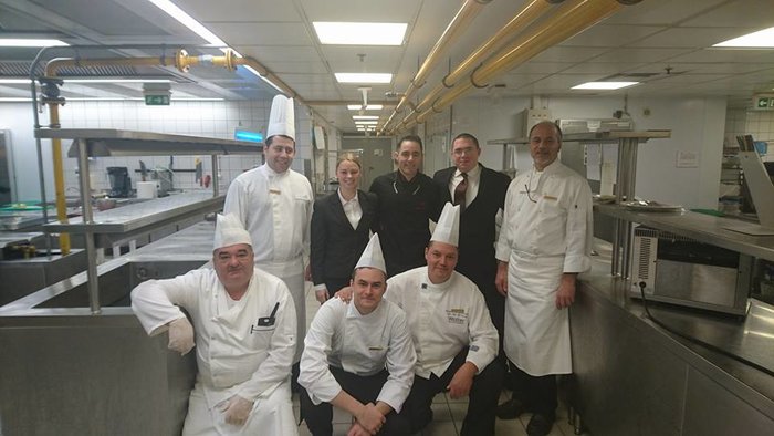 Αυτός είναι ο Κρητικός σεφ που ξετρέλανε τον Ομπάμα με τα κεφτεδάκια του - εικόνα 5