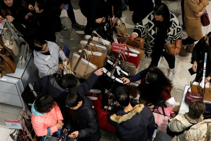 Από το κραχ στις ΗΠΑ στο ντελίριο του Black Friday - εικόνα 3
