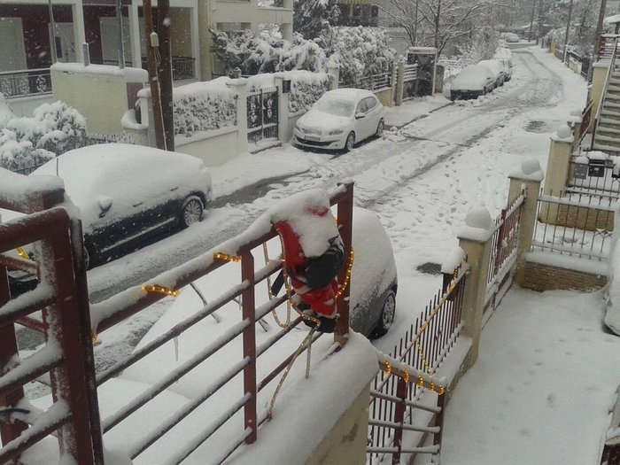 Στα λευκά η χώρα, ισχυροί άνεμοι και πολικό ψύχος [ΕΙΚΟΝΕΣ] - εικόνα 3
