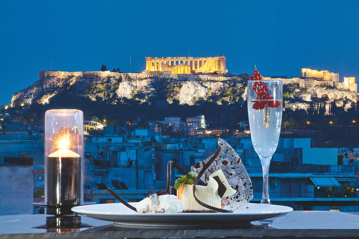 Ενα νέο ξενοδοχείο - κόσμημα μόλις άνοιξε στο κέντρο της Αθήνας [Εικόνες] - εικόνα 2