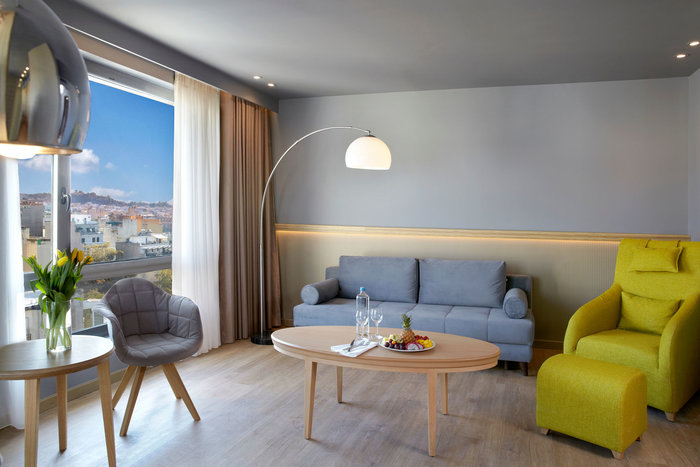 Ενα νέο ξενοδοχείο - κόσμημα μόλις άνοιξε στο κέντρο της Αθήνας [Εικόνες] - εικόνα 8